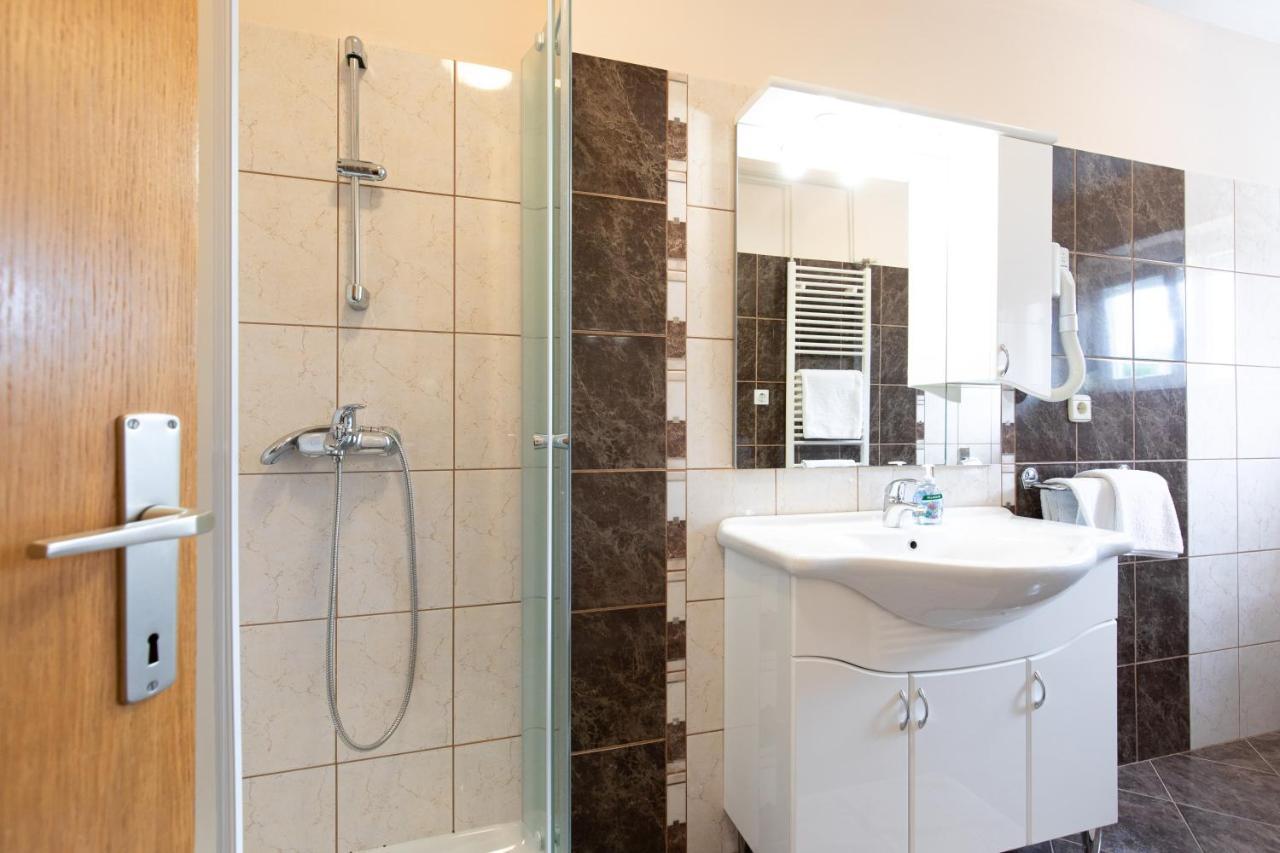 Justic Apartment Đảo Krk Ngoại thất bức ảnh